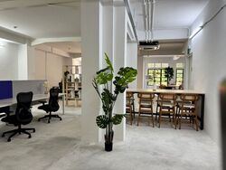 North Canal Road (D1), Office #567661121